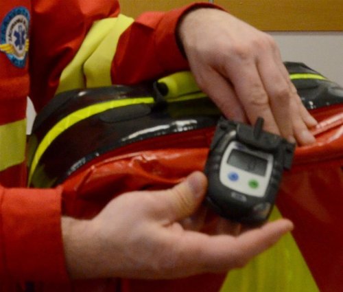 Neviditelné nebezpečí. Čidlo zachránilo záchranáře i pacienta při úniku oxidu uhelnatého v Karviné