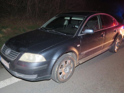 Policisté zabavili dvě auta řidičům se zákazem řízení